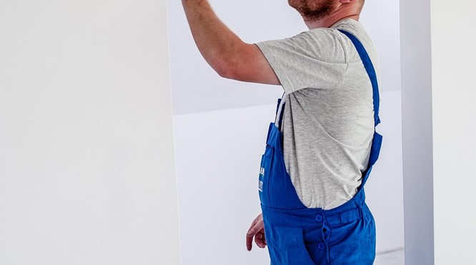 Vanaf 2025 weer handhaving op schijnzelfstandigheid